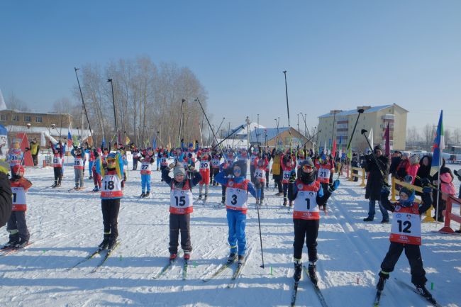 В Ухте 35 раз прошёл спортивный праздник «Лыжня России – 2021»